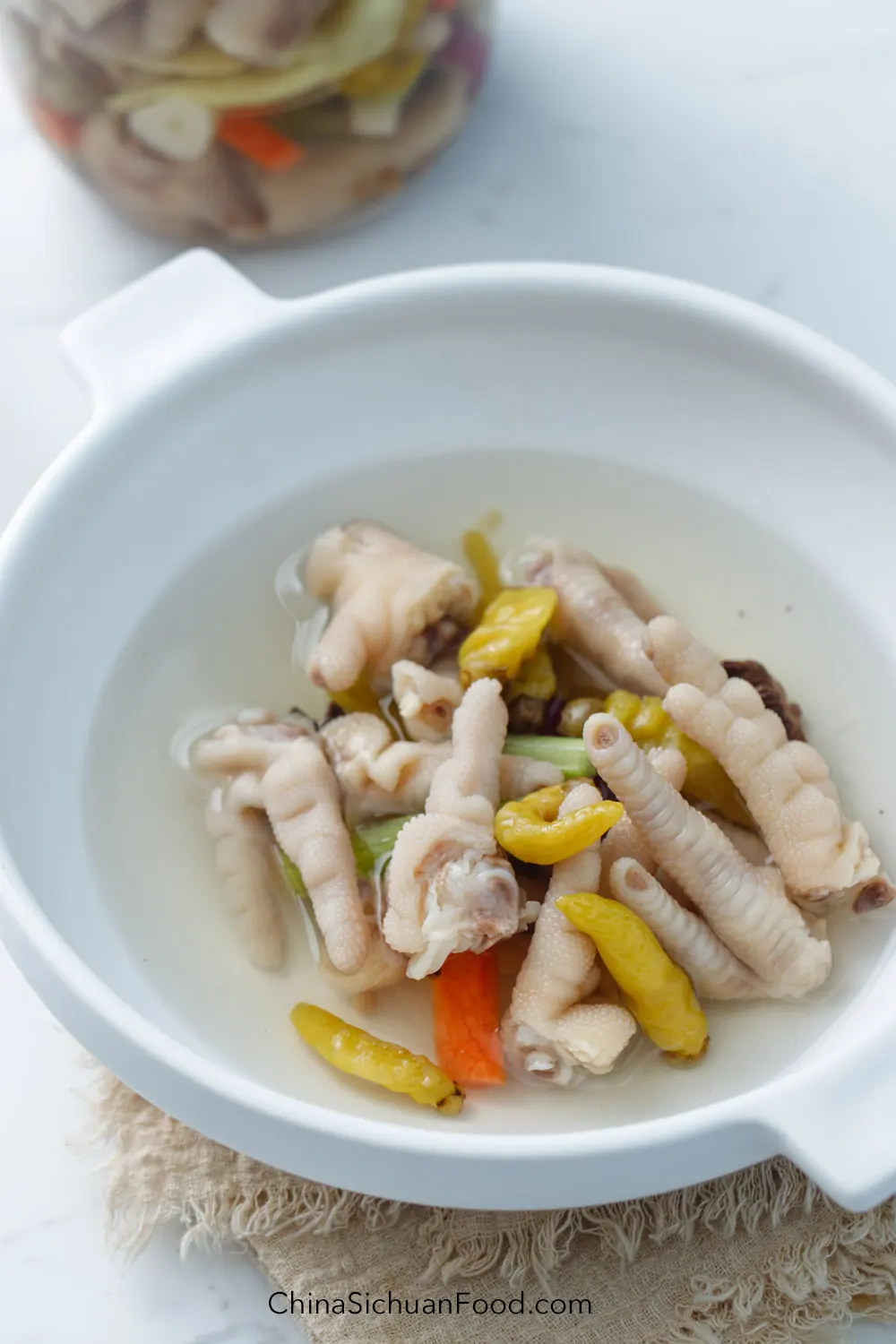 Pieds de poulet marinés - Pao Jiao Feng Zhua - Sushin : recettes de cuisine  asiatique